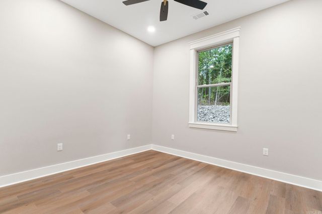 24 Brilliante Lane, Hot Springs Village, AR 71909