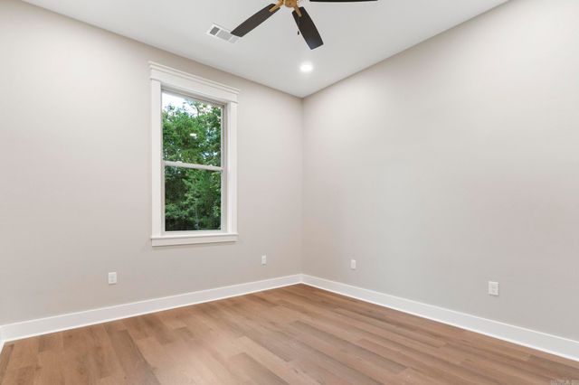 24 Brilliante Lane, Hot Springs Village, AR 71909