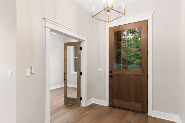 24 Brilliante Lane, Hot Springs Village, AR 71909