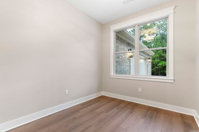 24 Brilliante Lane, Hot Springs Village, AR 71909