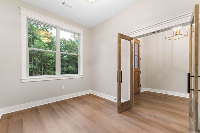 24 Brilliante Lane, Hot Springs Village, AR 71909