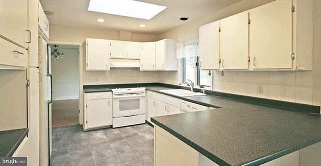 1121 CLUB HOUSE RD, Gladwyne, PA 19035