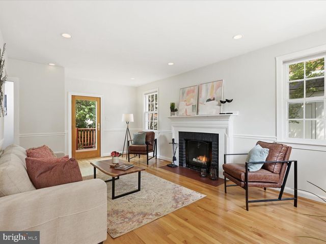 4409 FARADAY PL NW, Washington, DC 20016