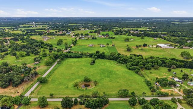 5ac New Hope Road, Aubrey, TX 76227
