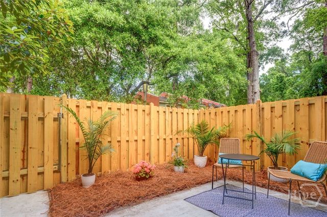 39 Helmsman Court, Savannah, GA 31410