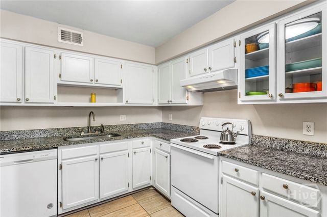 39 Helmsman Court, Savannah, GA 31410