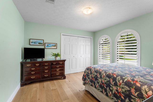1488 SE Colony Way, Jupiter, FL 33478