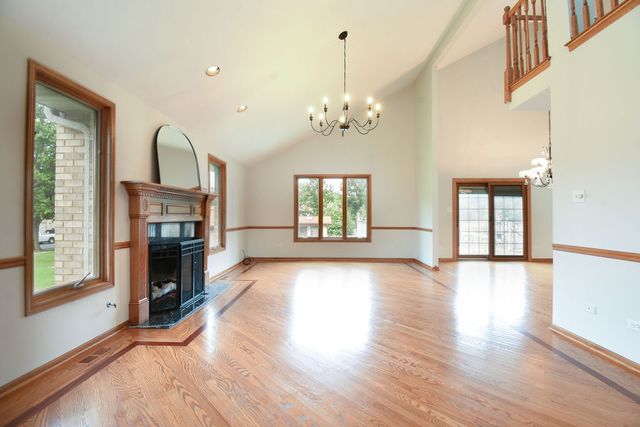 6928 154th Place, Oak Forest, IL 60452