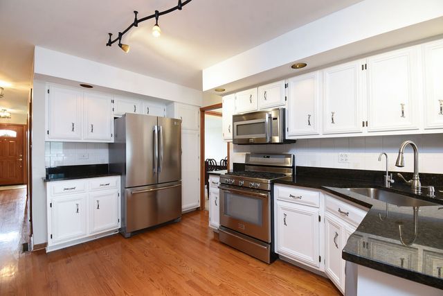 6928 154th Place, Oak Forest, IL 60452