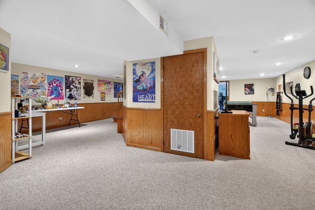 13940 S Teakwood Drive, Homer Glen, IL 60491