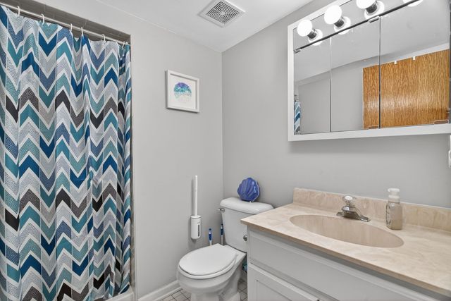 13940 S Teakwood Drive, Homer Glen, IL 60491