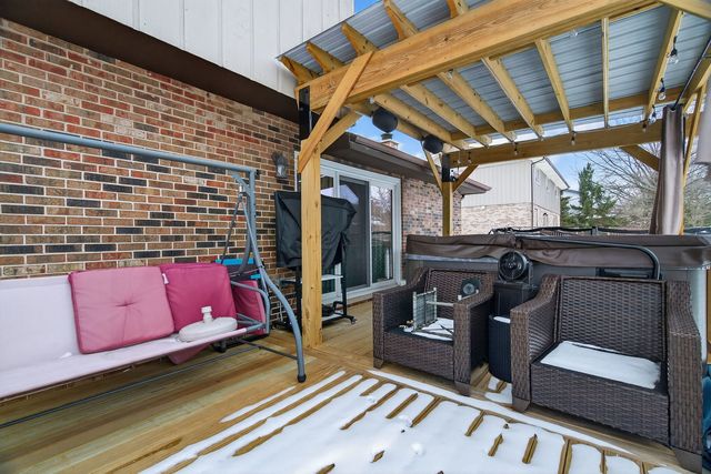 13940 S Teakwood Drive, Homer Glen, IL 60491