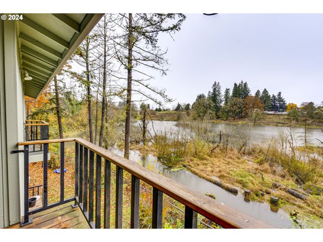 11990 Sw CORBY Dr 16, Portland, OR 97225