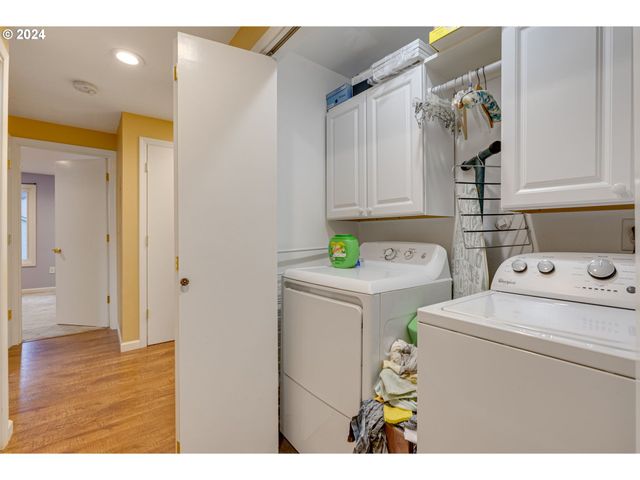 11990 Sw CORBY Dr 16, Portland, OR 97225