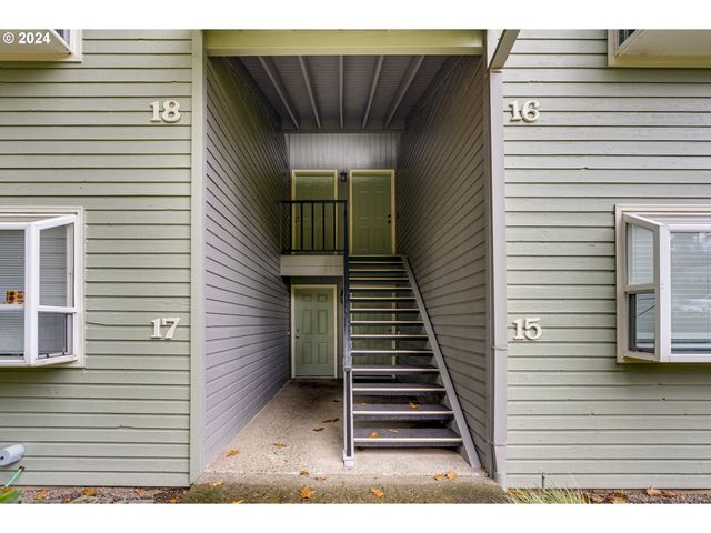 11990 Sw CORBY Dr 16, Portland, OR 97225