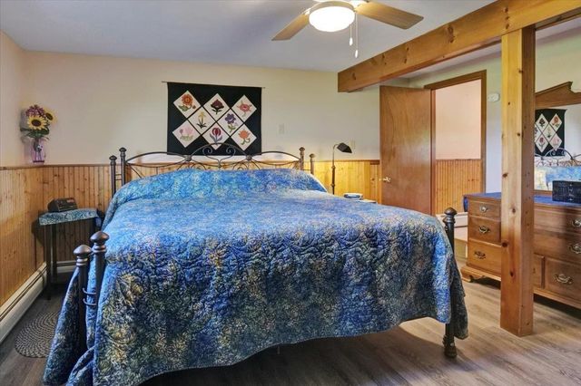132 East Shore South, Grand Isle, VT 05458