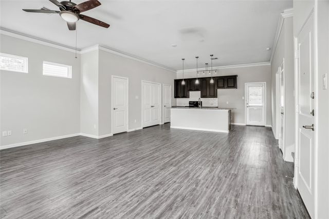 6532 Geisler Crossing Lane, Dickinson, TX 77539