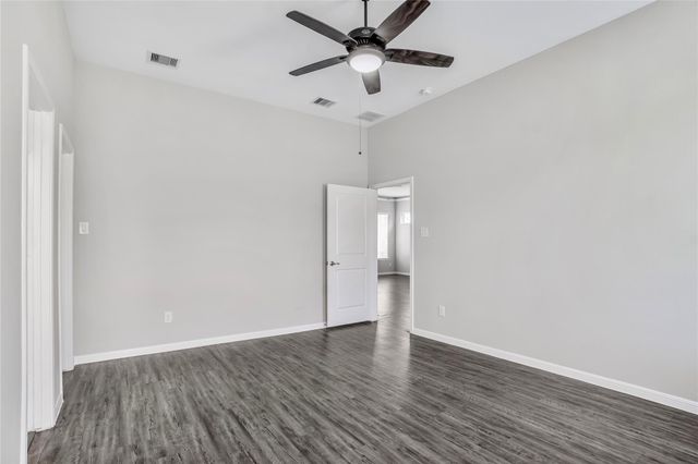 6532 Geisler Crossing Lane, Dickinson, TX 77539