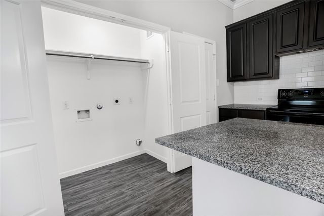 6532 Geisler Crossing Lane, Dickinson, TX 77539