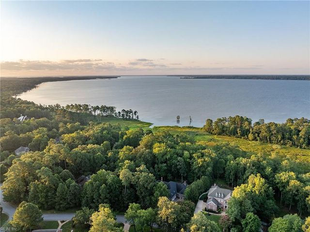 2509 Sanctuary DR, Williamsburg, VA 23185