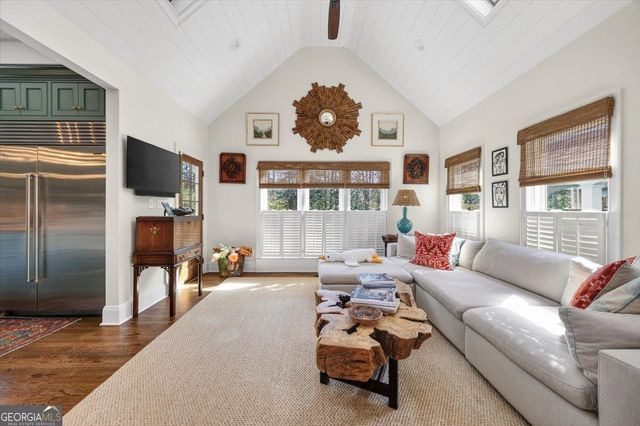 110 Woodmere Trail, Macon, GA 31210