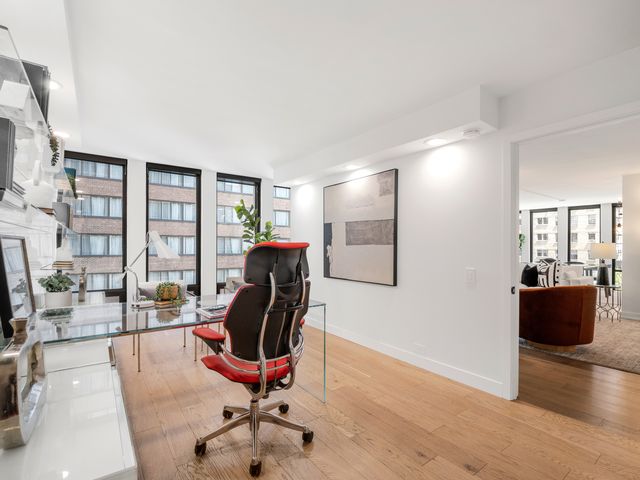 200 E Delaware Place 8C-9C, Chicago, IL 60611