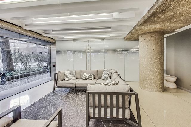 200 E Delaware Place 8C-9C, Chicago, IL 60611