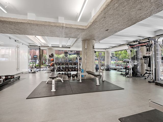 200 E Delaware Place 8C-9C, Chicago, IL 60611