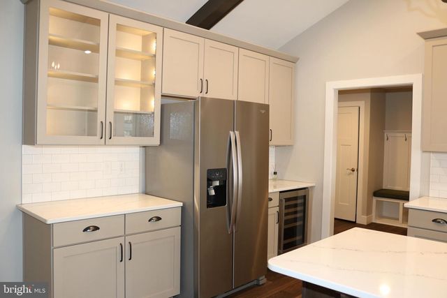 2097 HILL SIDE DRIVE, Mechanicsburg, PA 17055