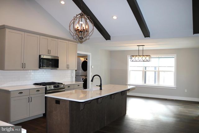 2097 HILL SIDE DRIVE, Mechanicsburg, PA 17055