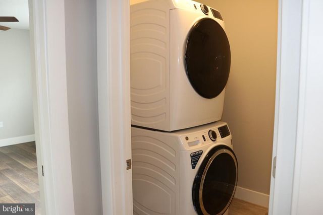 2097 HILL SIDE DRIVE, Mechanicsburg, PA 17055