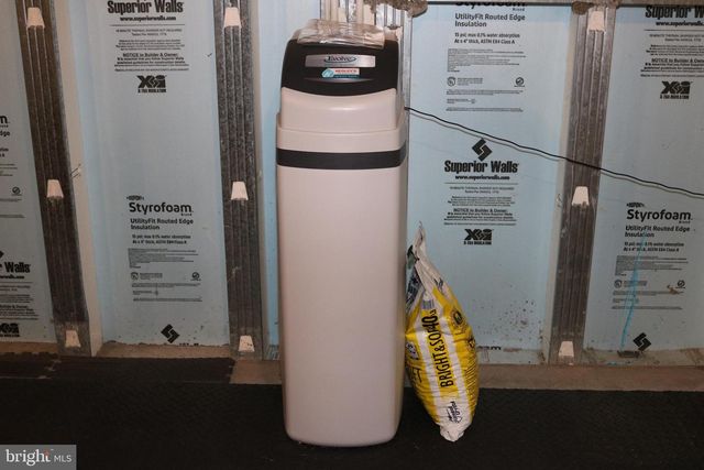 2097 HILL SIDE DRIVE, Mechanicsburg, PA 17055