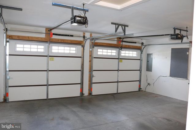 2097 HILL SIDE DRIVE, Mechanicsburg, PA 17055