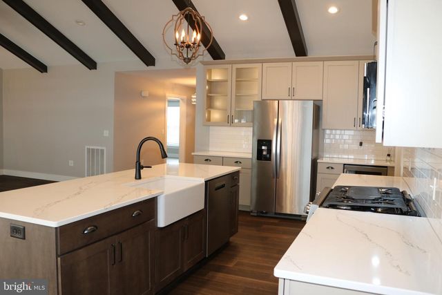 2097 HILL SIDE DRIVE, Mechanicsburg, PA 17055