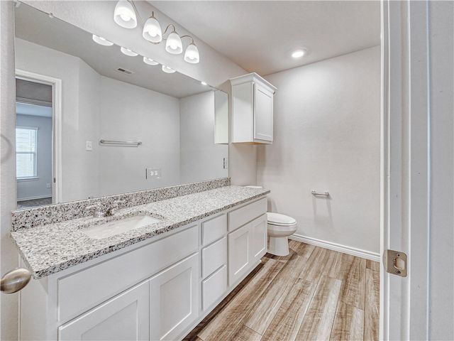 6160 Darlington Avenue, College Station, TX 77845