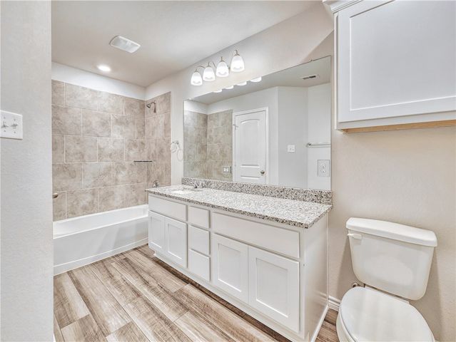 6160 Darlington Avenue, College Station, TX 77845