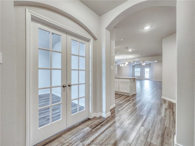 6160 Darlington Avenue, College Station, TX 77845