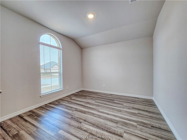 6160 Darlington Avenue, College Station, TX 77845