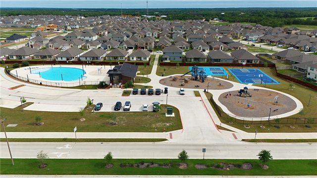 6160 Darlington Avenue, College Station, TX 77845