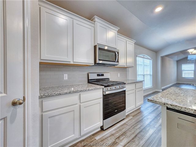 6160 Darlington Avenue, College Station, TX 77845