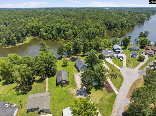 347 Bedford Way, Prosperity, SC 29127