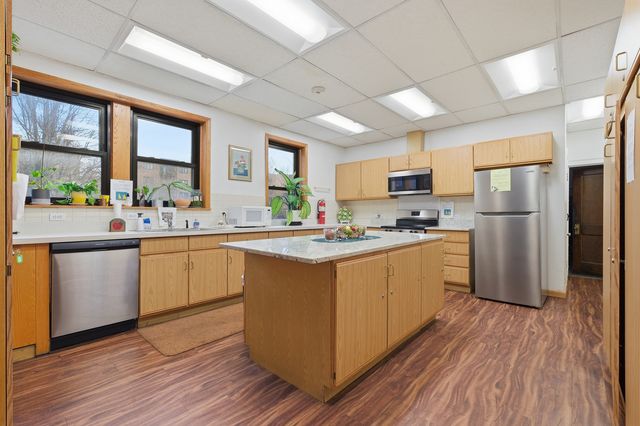 9331 Landings Lane 204, Des Plaines, IL 60016