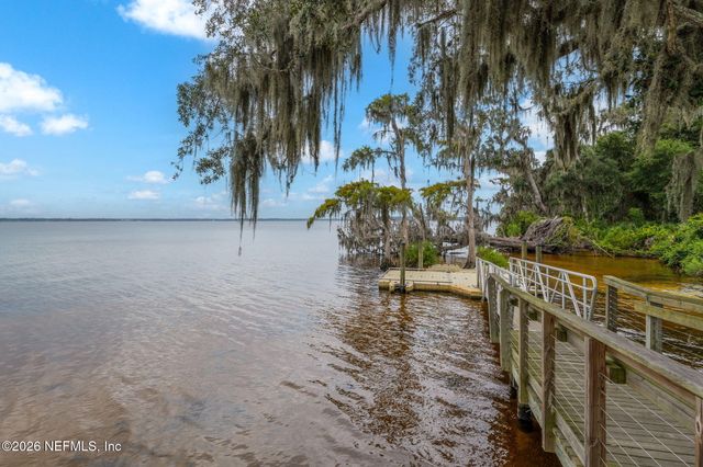 407 SHINNECOCK Drive, St. Johns, FL 32259