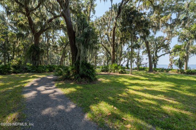 407 SHINNECOCK Drive, St. Johns, FL 32259