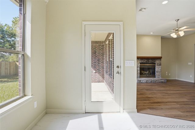 4526 E 141st Place S, Bixby, OK 74008