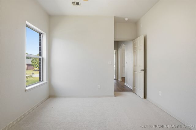 4526 E 141st Place S, Bixby, OK 74008