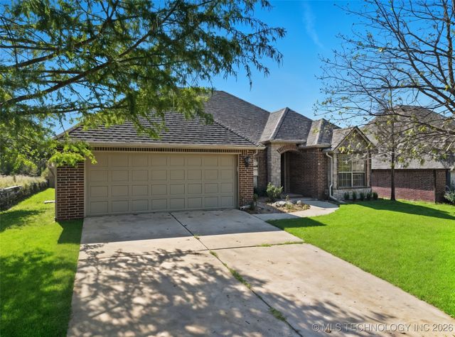 4526 E 141st Place S, Bixby, OK 74008