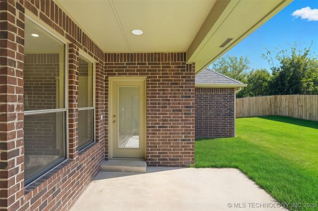 4526 E 141st Place S, Bixby, OK 74008