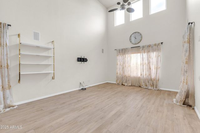 2040 W Kathleen Road, Phoenix, AZ 85023