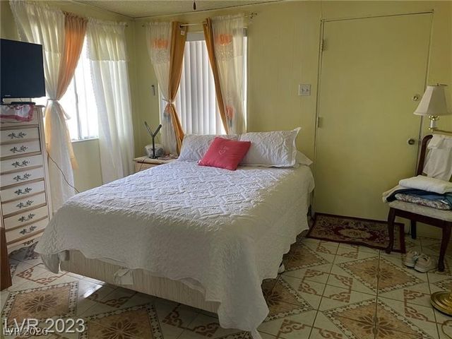 1320 East Norman Avenue, Las Vegas, NV 89104